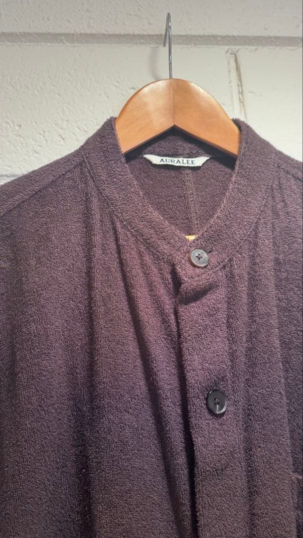 オーラリー　ダークブラウン ノーカラージャケット　今治タオル