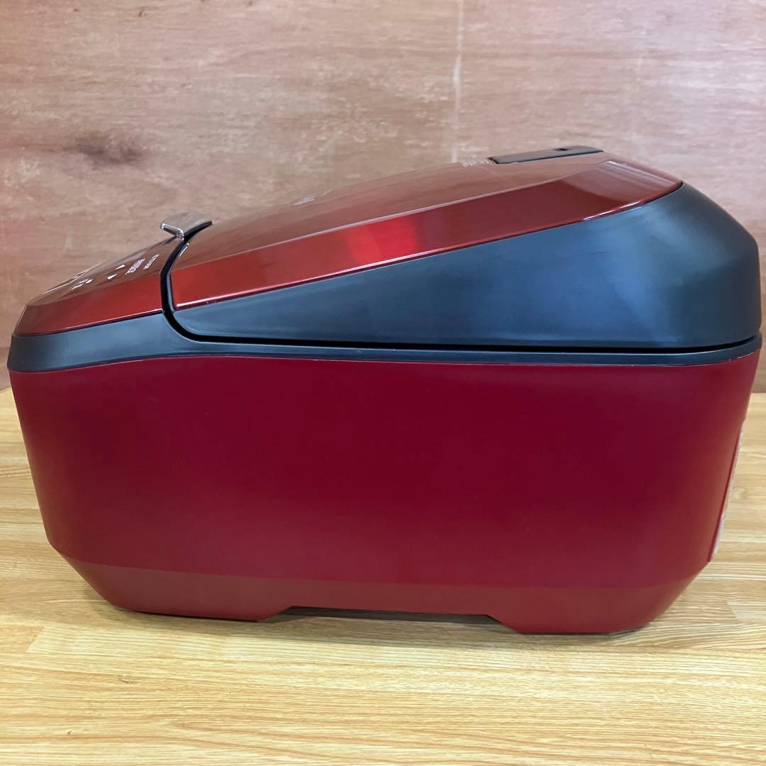 一都三県限定　配送設置無料　炊飯器　HITACHI 日立　2022年製 5.5合