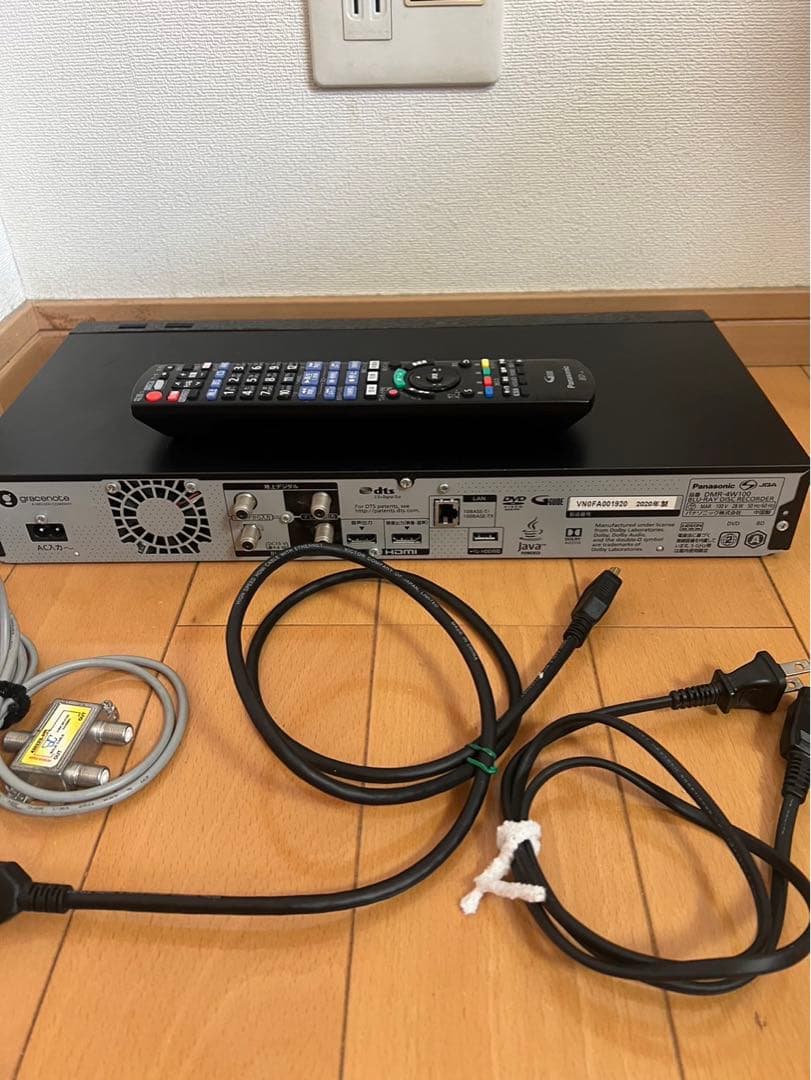 パナソニック　ブルーレイレコーダー　DMR-4W100 動作良好