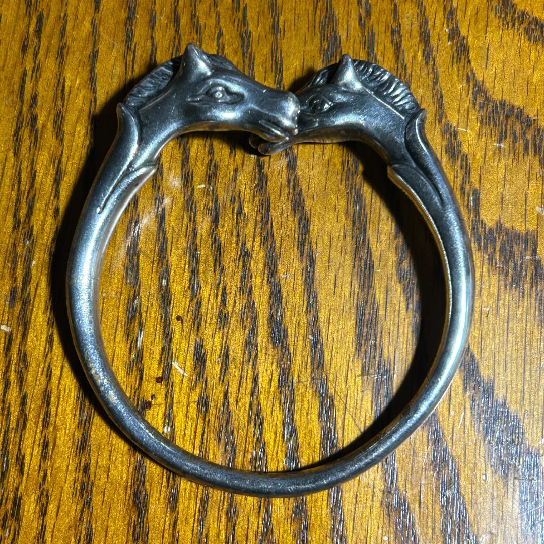 エルメス　シュバルホース　ダブルヘッドバングル