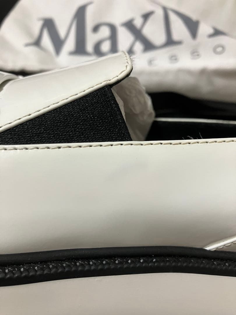 Maxmara ローファー　革靴