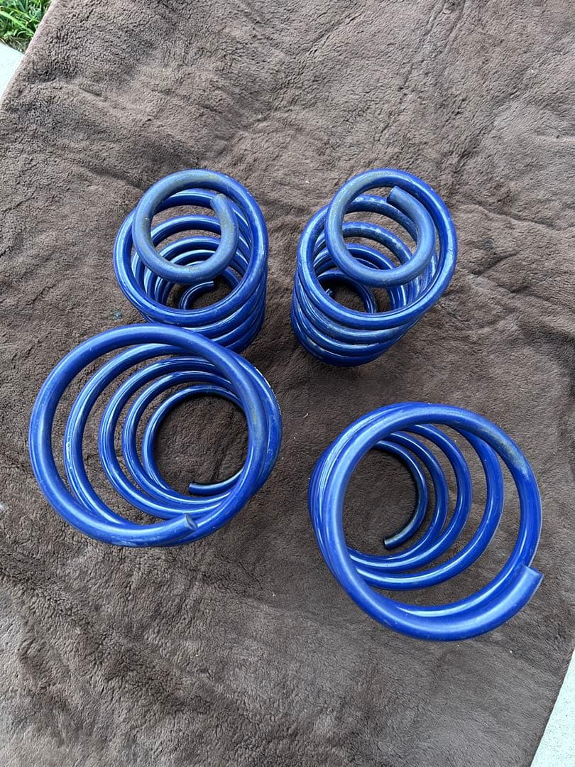 80ヴォクシー ZS ノア SI 2WD KYBローファースポーツ　ダウンサス