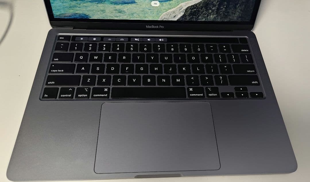 MacBookPro 13インチ 2020 Core i7/32GB/1TB