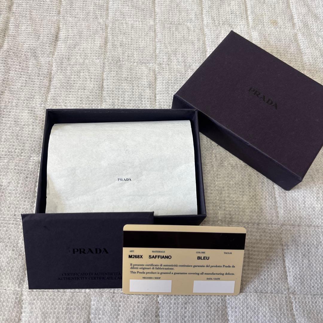 PRADA ケース　サフィアーノレザー　財布　コンパクトサイズ　ネイビー