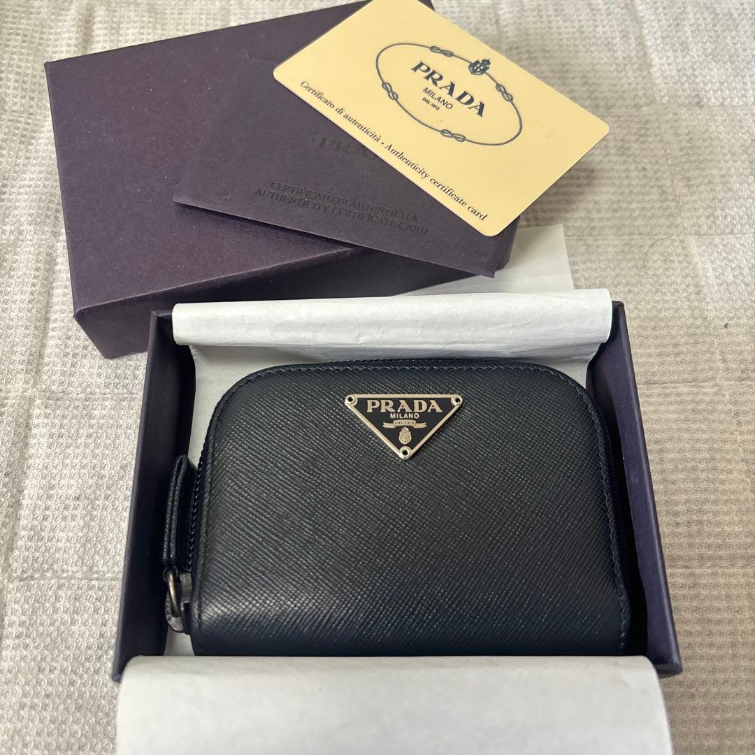 PRADA ケース　サフィアーノレザー　財布　コンパクトサイズ　ネイビー
