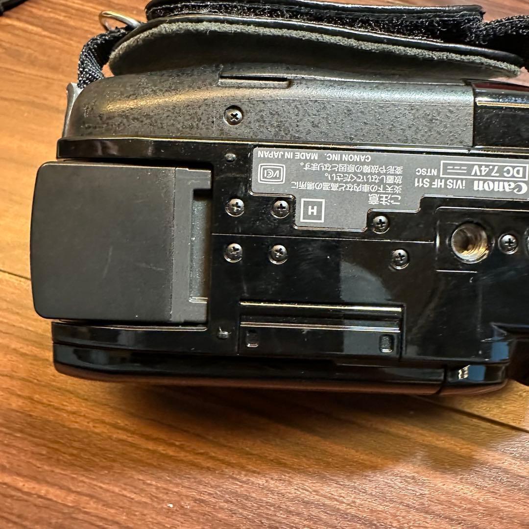 Canon デジタルビデオカメラ iVIS HF S11 ほぼ新品 5348