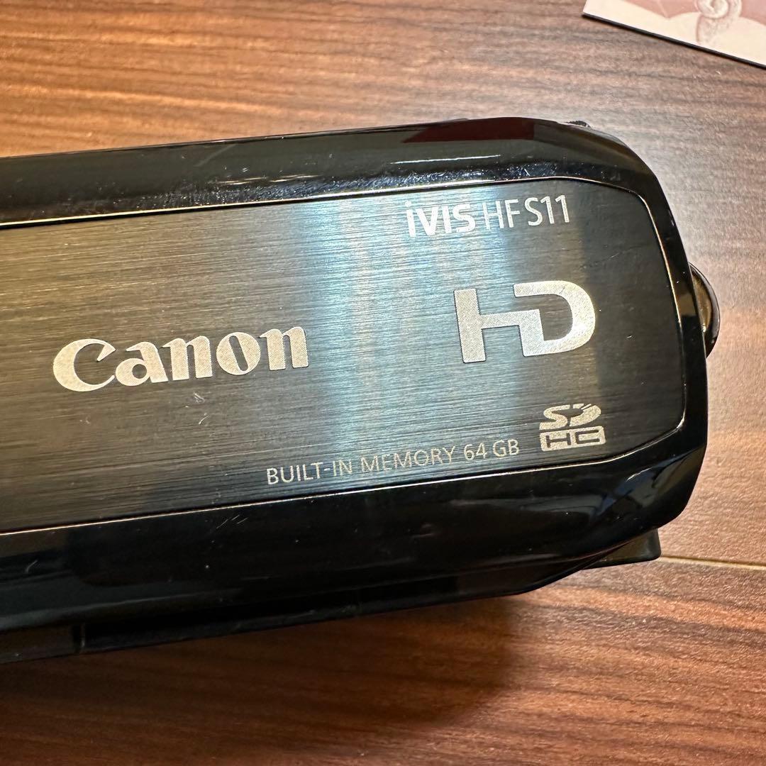 Canon デジタルビデオカメラ iVIS HF S11 ほぼ新品 5348