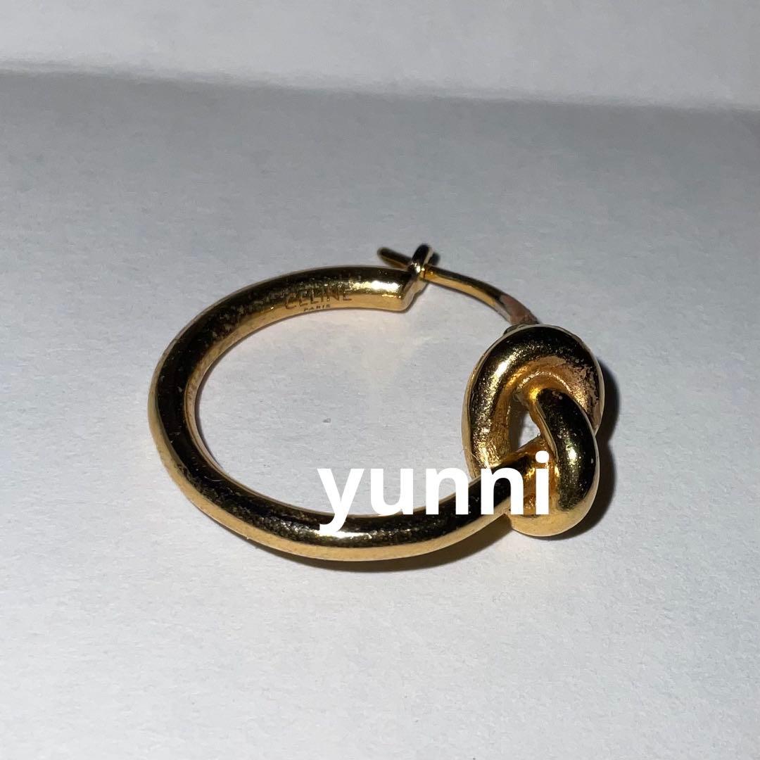 【片耳のみ】CELINE ノットフープ ピアス　ゴールド