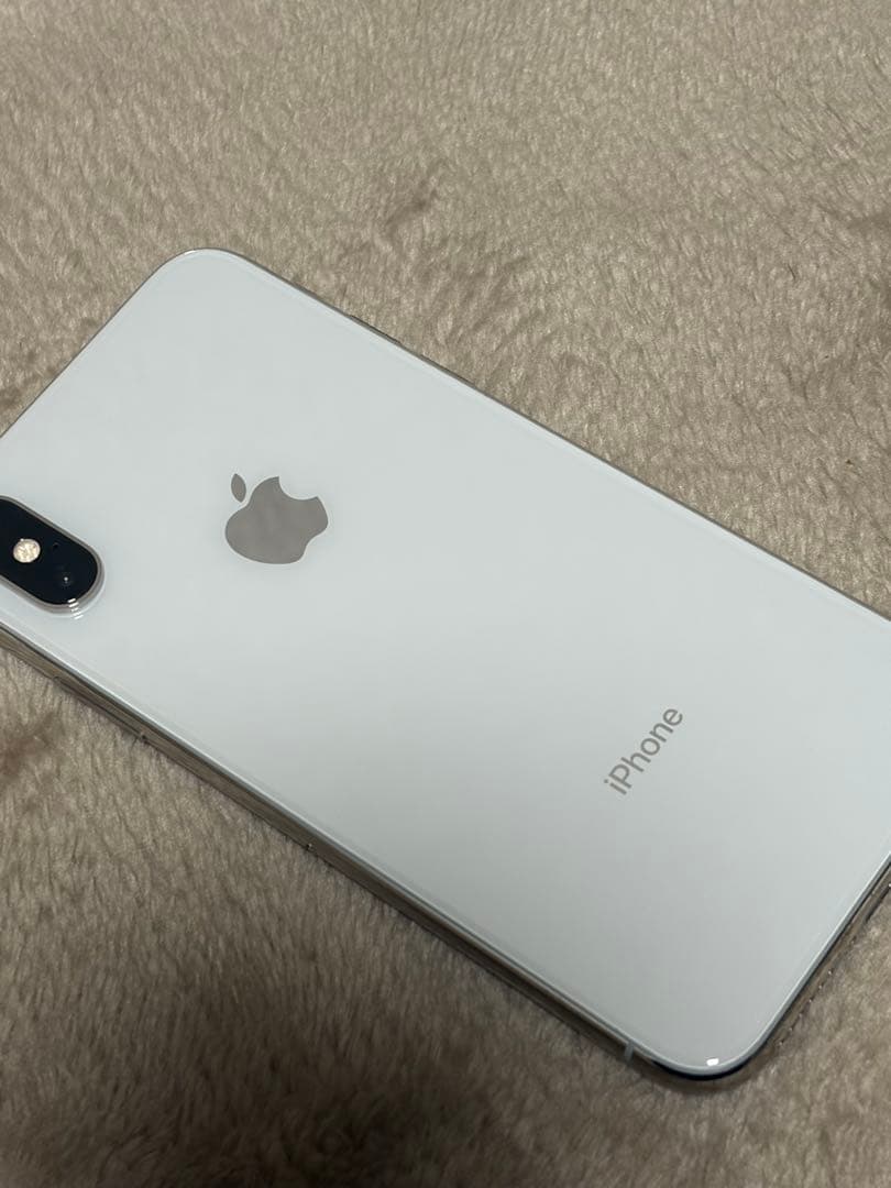 iPhone Xs 256GB シルバー