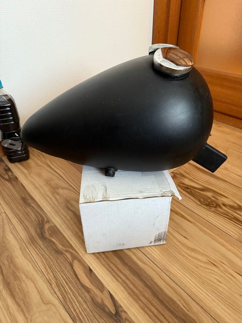 cream420 部品屋K&W エッグタンク　グラストラッカー