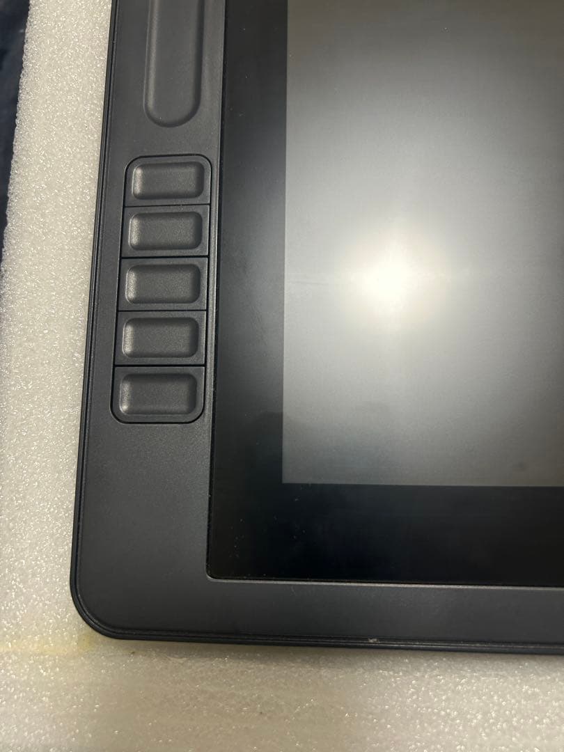 HUION KAMVAS GT-221Pro21.5インチ 液タブ