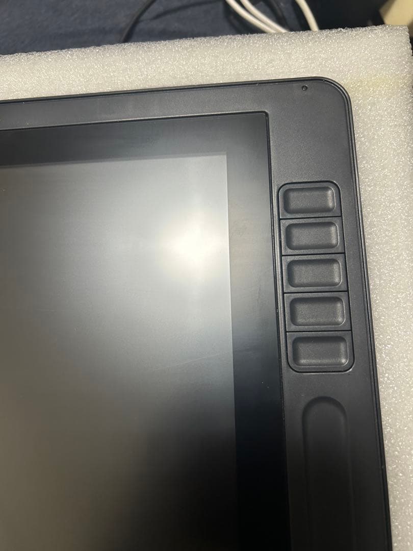 HUION KAMVAS GT-221Pro21.5インチ 液タブ