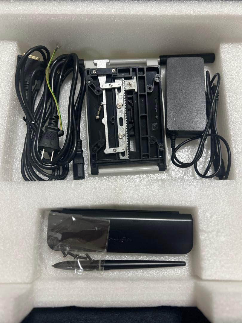 HUION KAMVAS GT-221Pro21.5インチ 液タブ