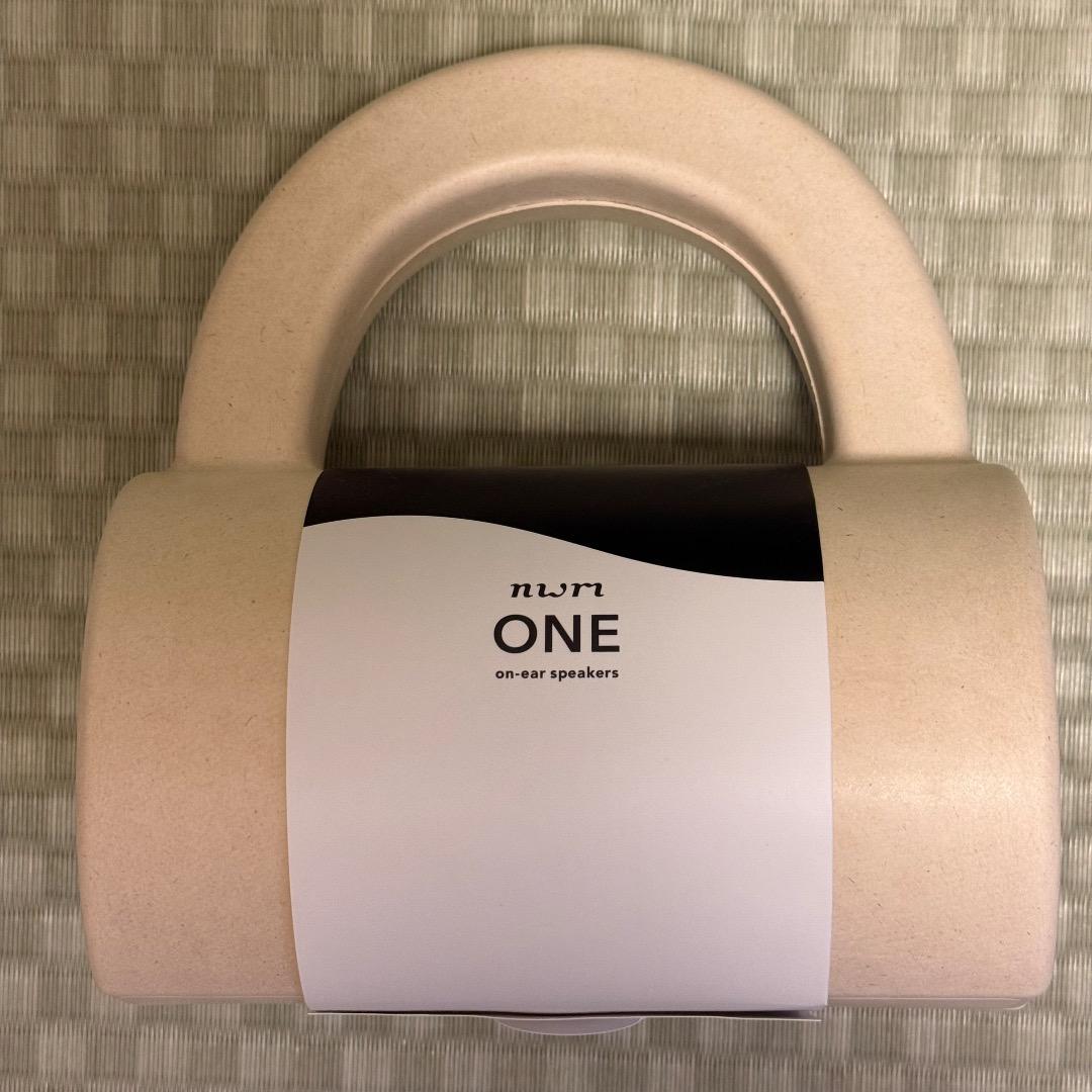 [美品] MBH001WA ライトグレイ nwm ONE NTTソノリティ