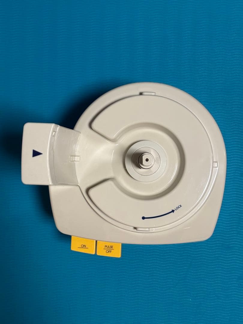 Amway フードプロセッサー　E-3288-J、スライサーセット、収納ケース付