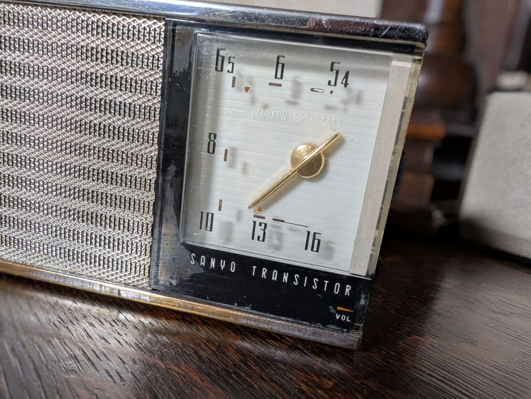 昭和レトロ　サンヨー　トランジスタ　ラジオ ６Ｃ－１１整備品