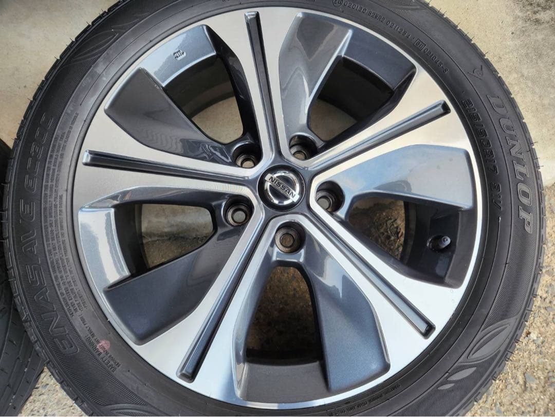 ★送料無料★美品日産純正ZE1リーフ 17インチアルミホイール＆タイヤ４本セット