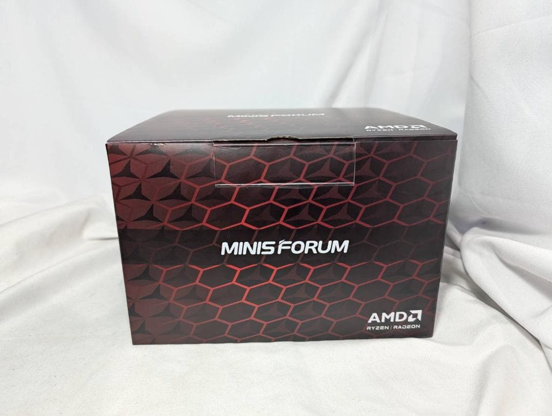 ミニPC MINISFORUM HX77G Ryzen7 7735H RX6600M
