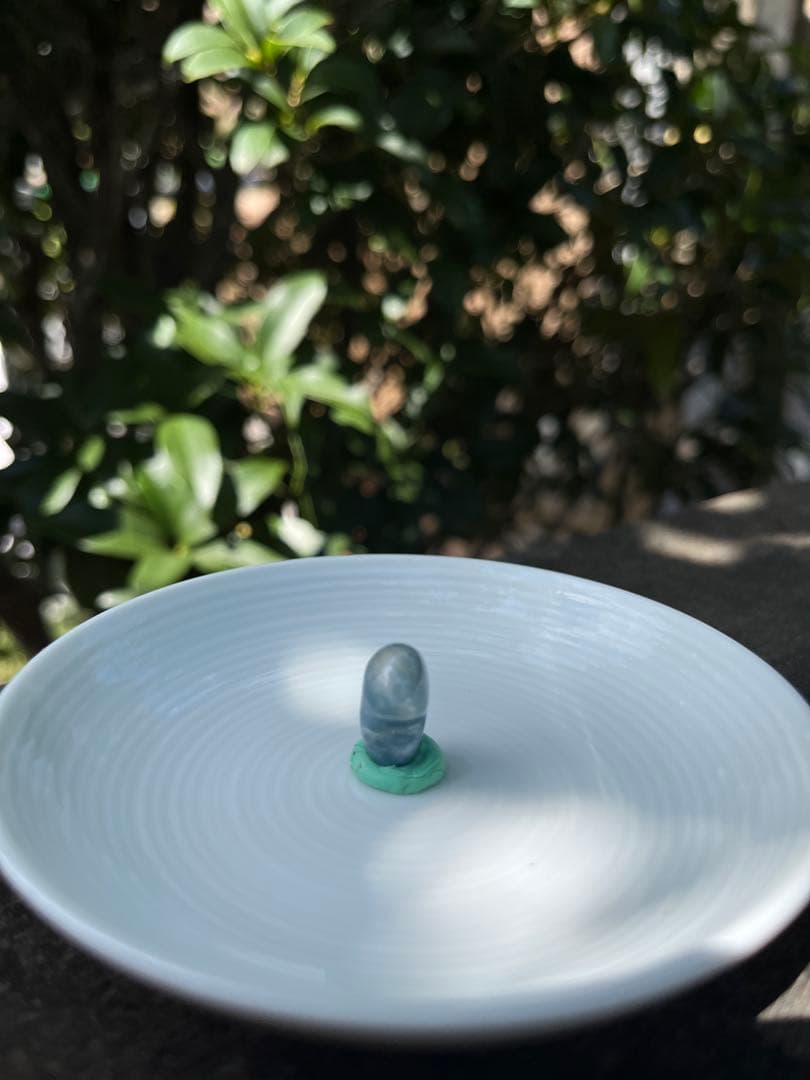 糸魚川翡翠　コン沢勾玉　天然石　パワーストーン　日本の国石