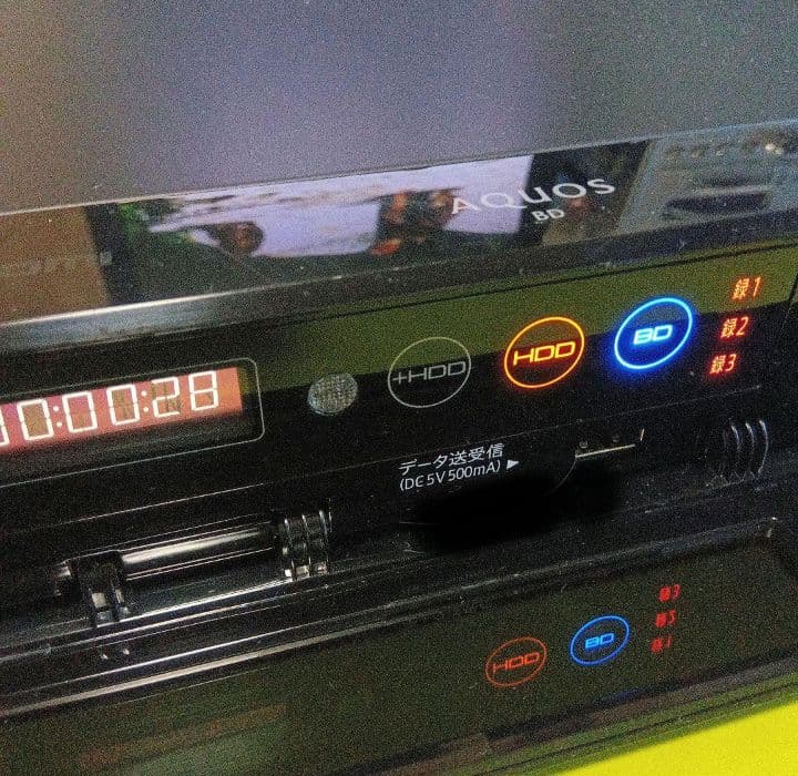 SHARP AQUOSブルーレイ BD-T2800 HDDは新同品交換第3弾