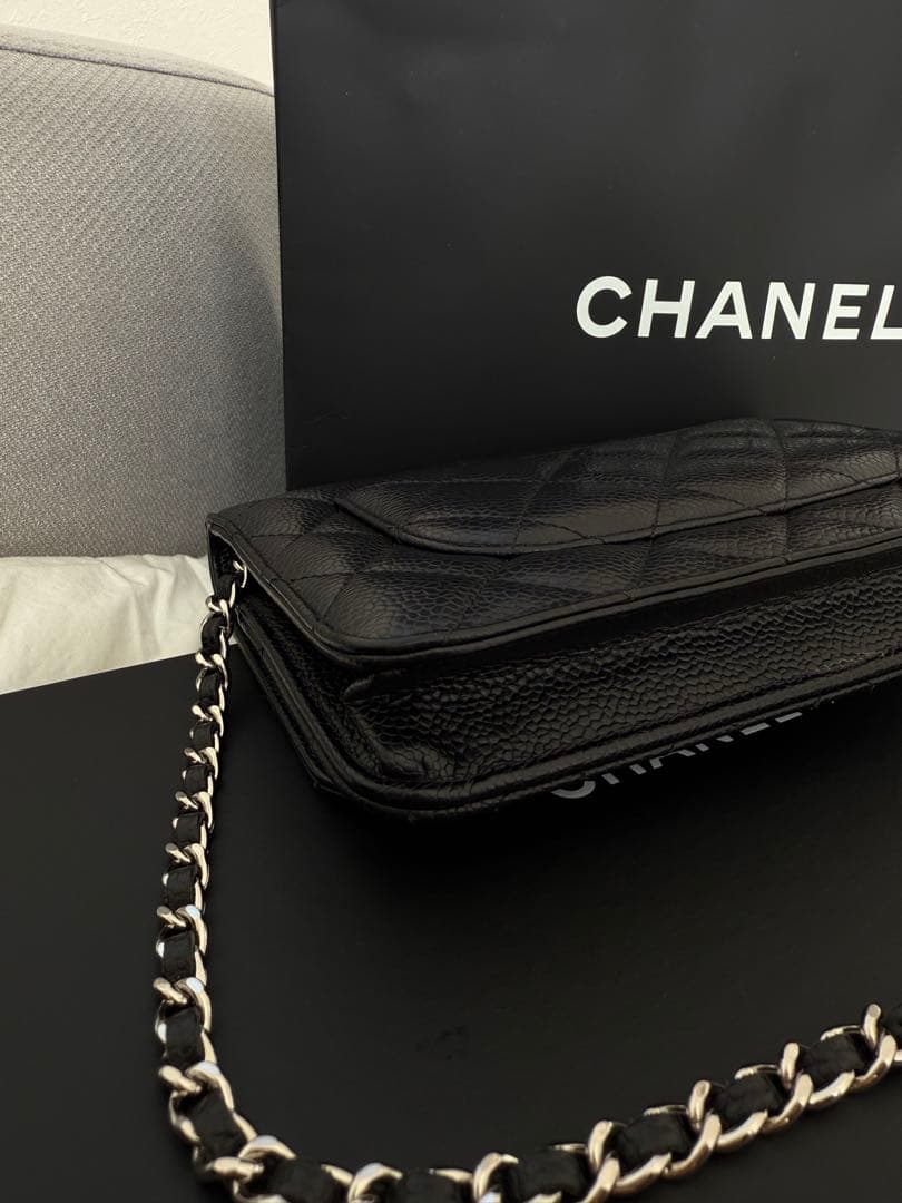 CHANEL クラシックチェーンウォレット