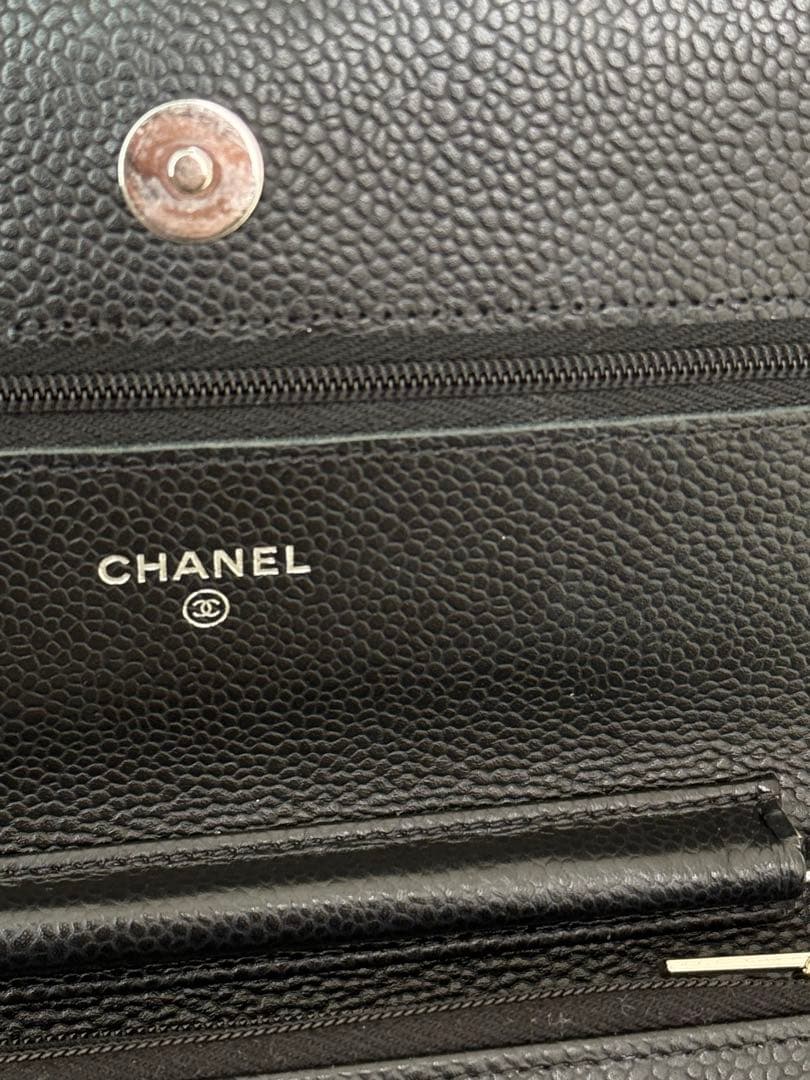 CHANEL クラシックチェーンウォレット