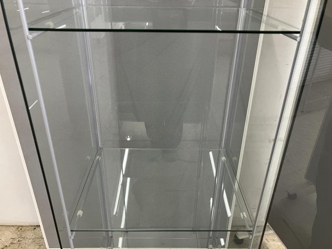 IKEA ガラスショーケース 飾り棚 DETOLF ホワイト