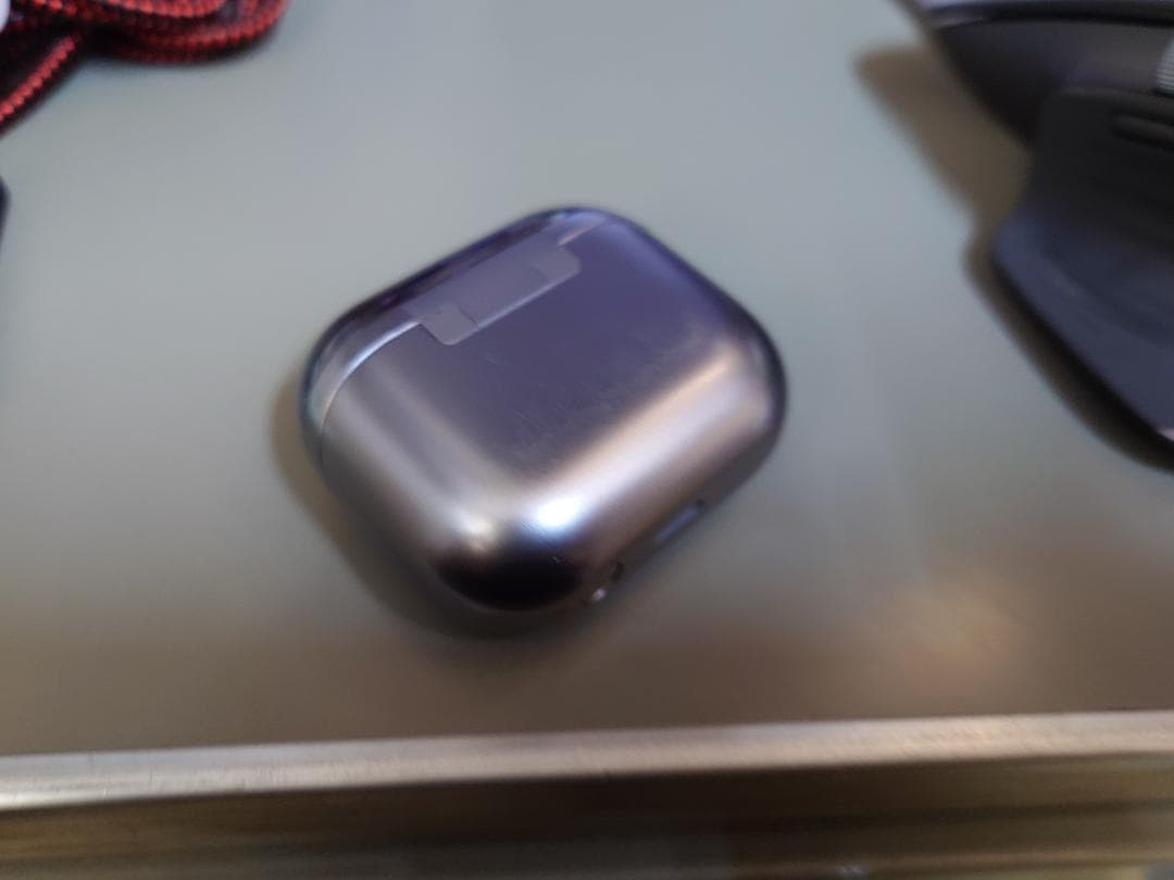 Galaxy buds3 pro 中古 ケース微キズ