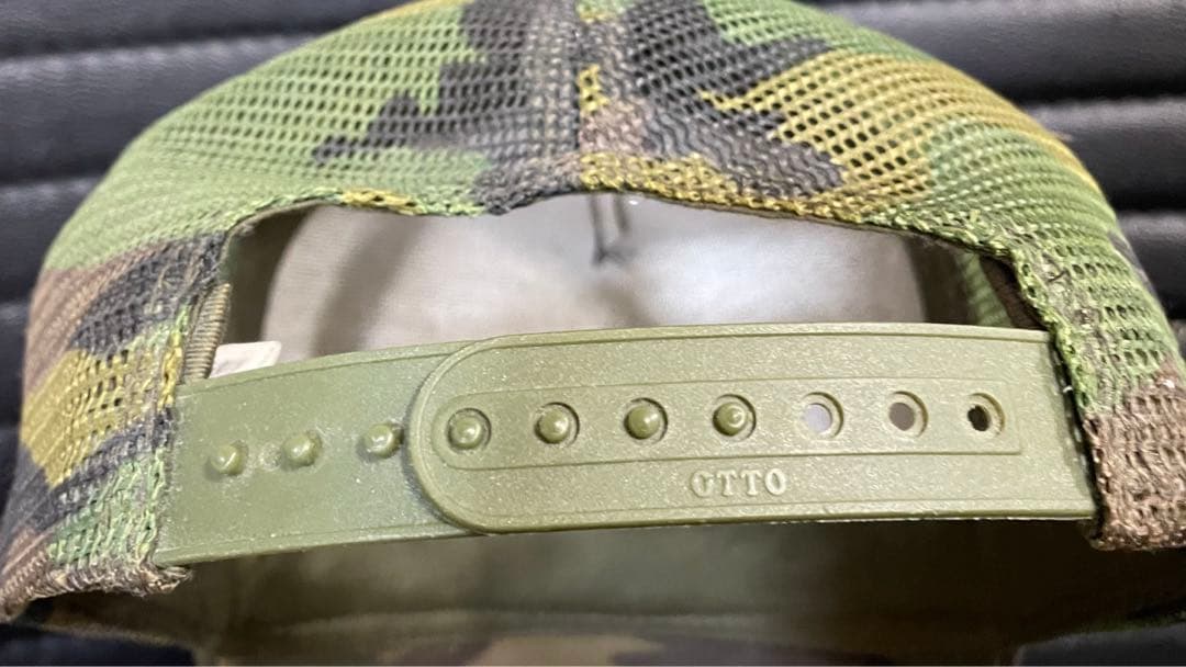 【美品】Chrome Hearts トラッカーキャップ　迷彩