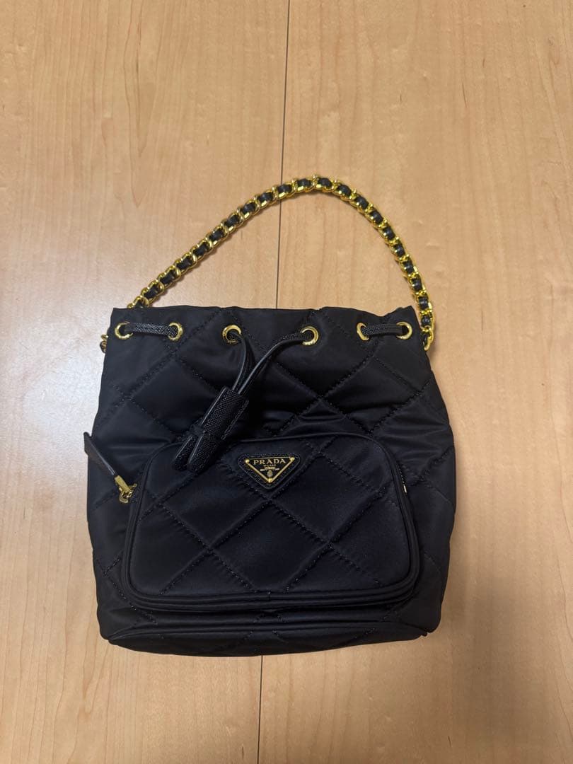 PRADA Re-Edition 1995 チェーン ショルダーバッグ