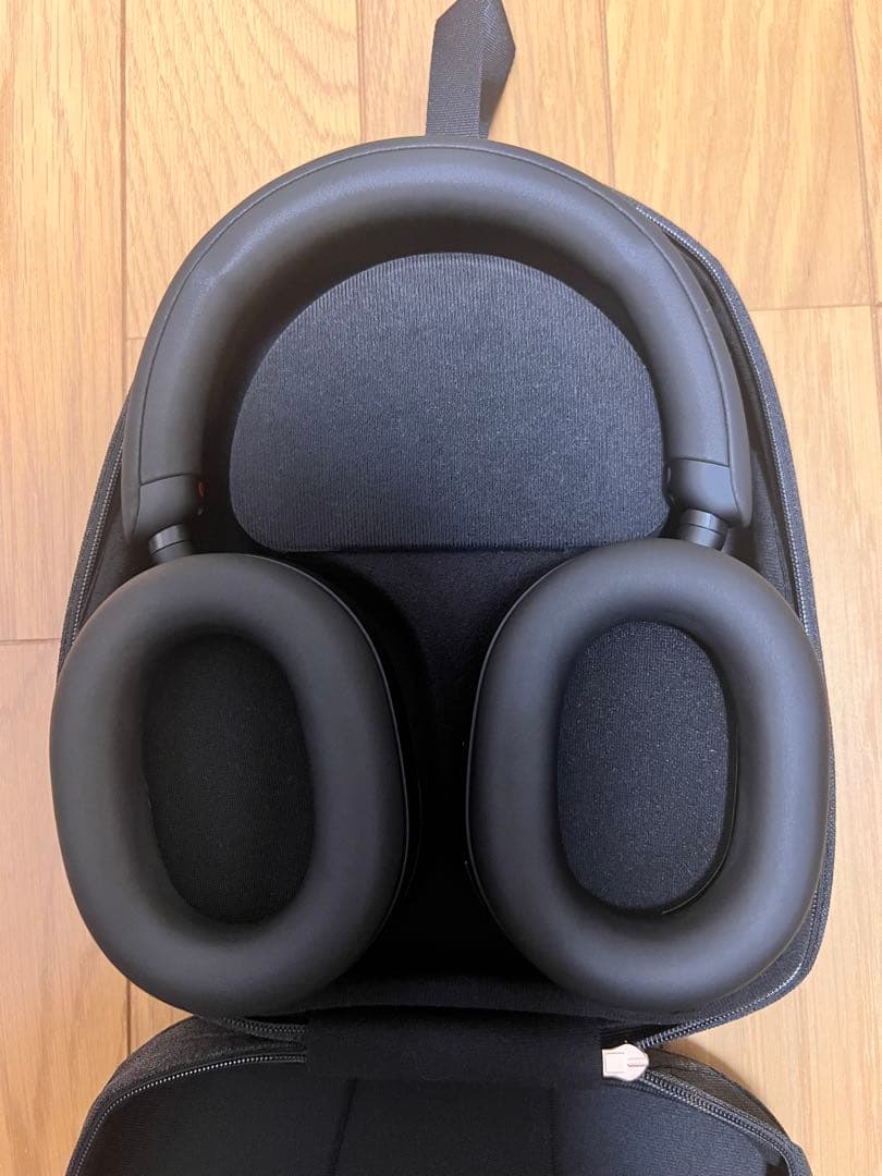 極美品　SONY WH1000XM5 ブラック