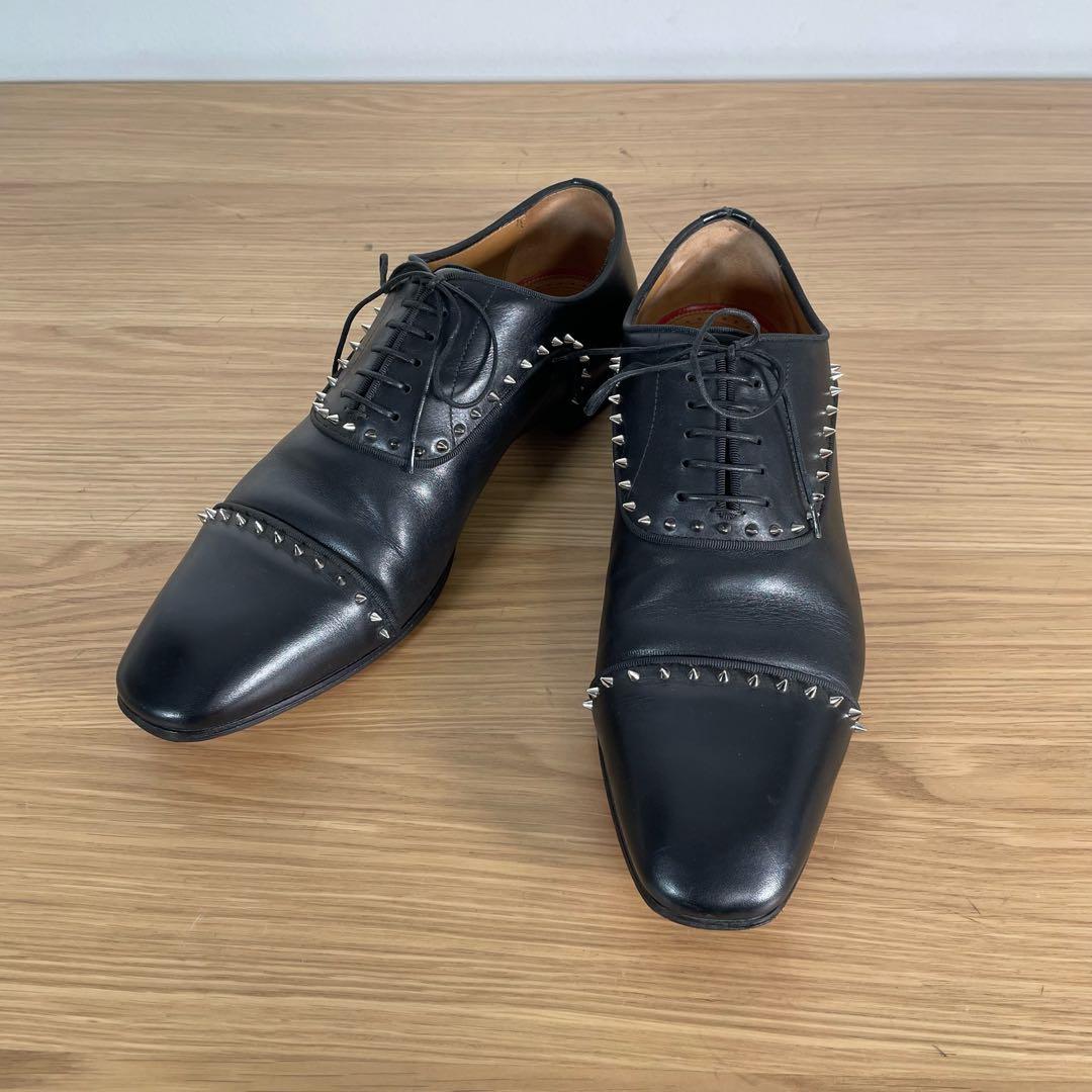 クリスチャンルブタン レザーシューズ ストレートチップ　スタッズ　黒 42.5