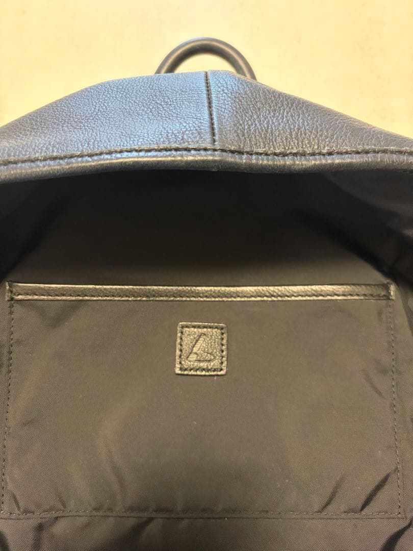 土屋鞄　ヴァイノ ラウンドバックパック(防水)