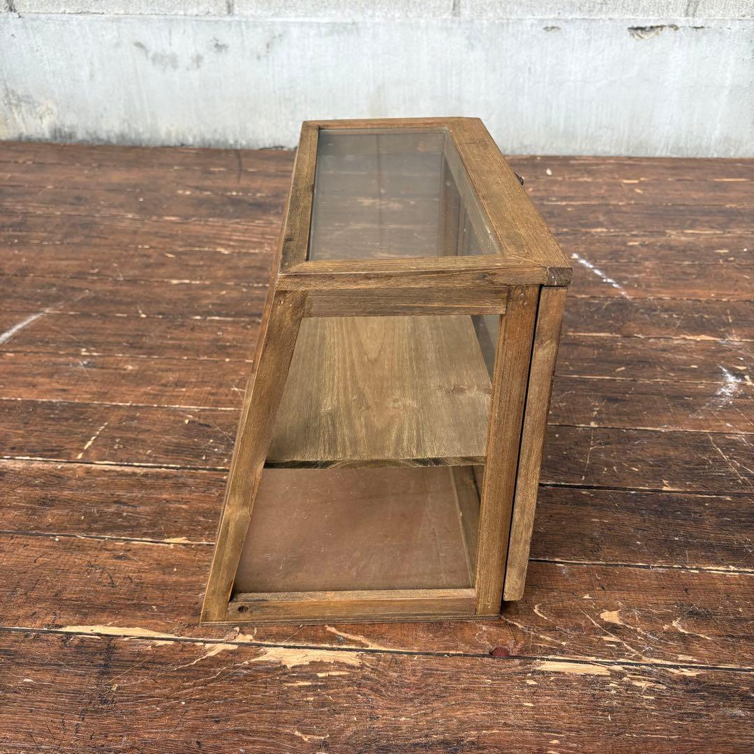 C4 北欧レトロ 木製 ガラスショーケース 扉 2段 ディスプレイラック 飾り棚