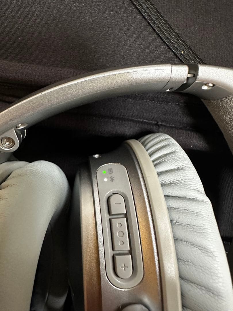 【廃盤】BOSE QuietComfort 35 II（シルバー）【名機】