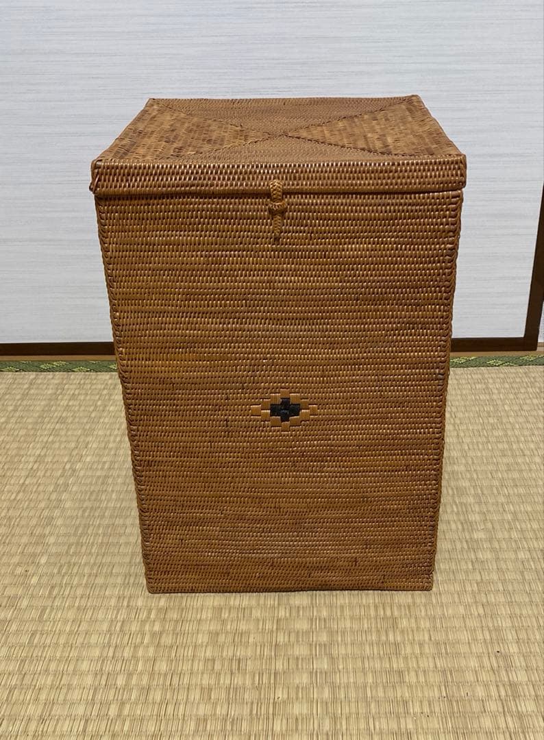 アタ 収納ボックス　蓋付き