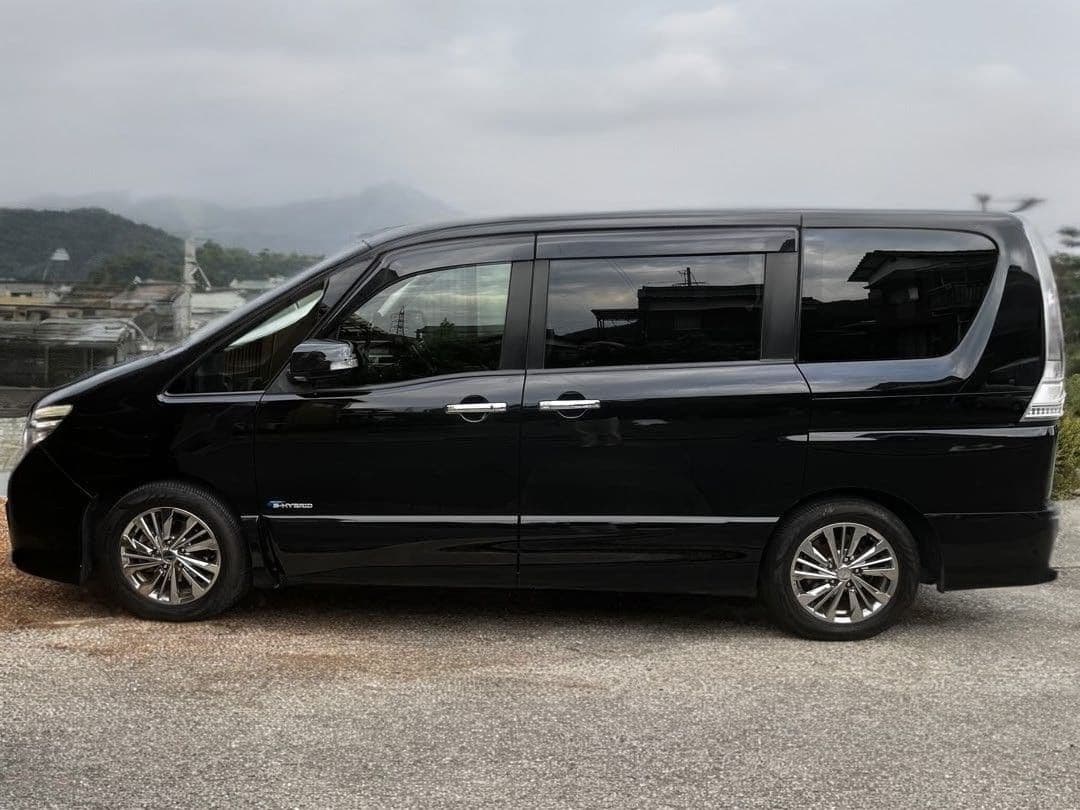 福栄丸ページ セレナ 後期 ハイブリッド H26年 車検1年半 修復歴無し