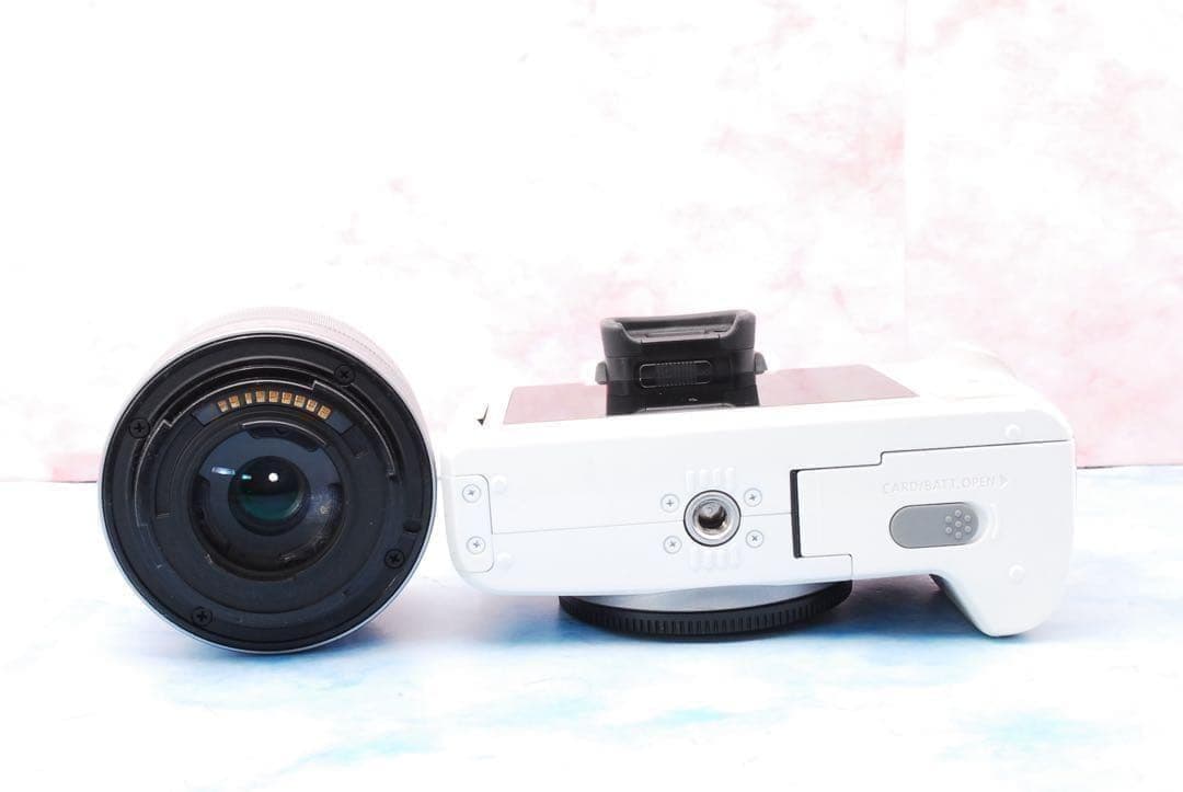 Canon EOS Kiss M☆高性能コンパクトミラーレス☆スマホ転送OK