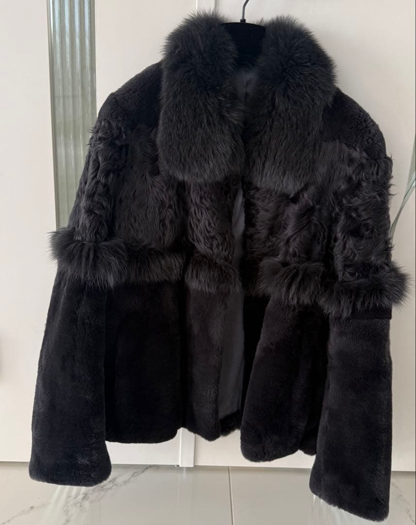 ダークグレー ファーショートジャケット