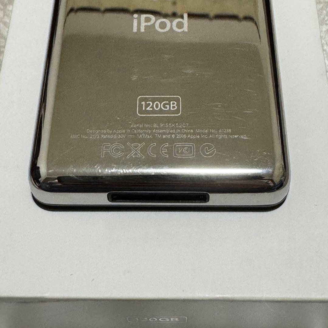 「美品」Apple iPod Classic 120GB ブラック　箱付き