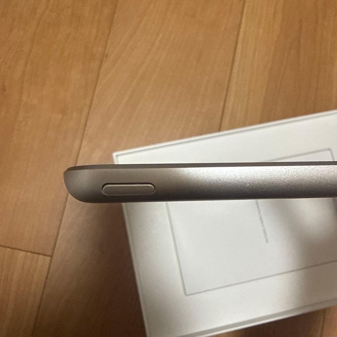 Apple iPad 第9世代 64GB シルバー Wi-Fiモデル