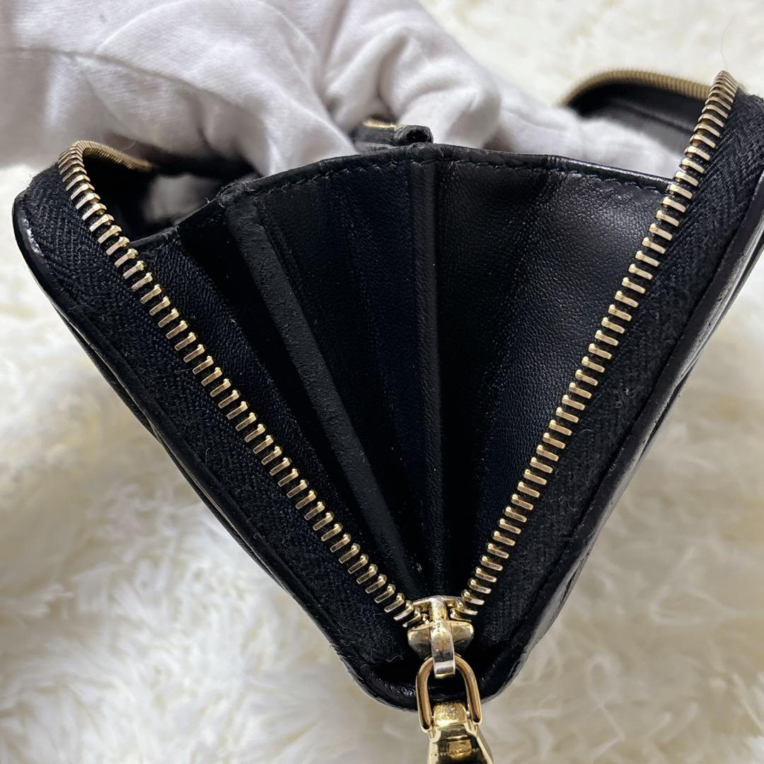 miumiu♡マテラッセ ブラック 長財布 ラウンドファスナー ゴールドロゴ 黒