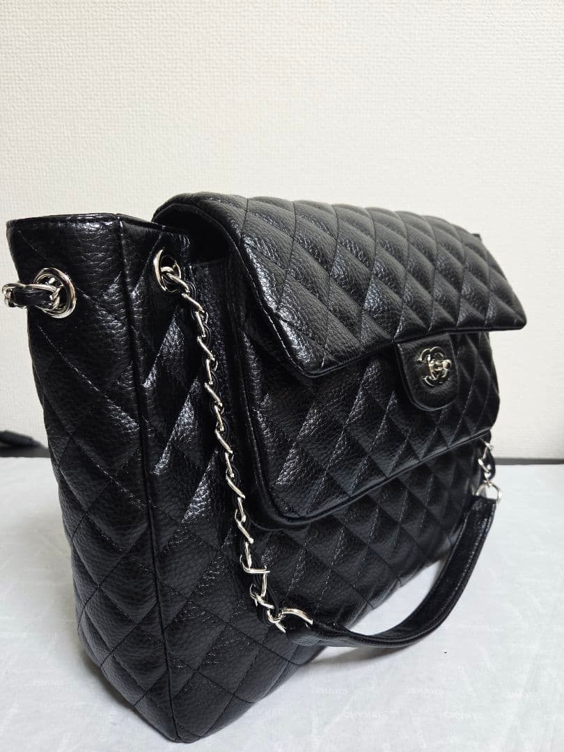 ♡ A4 ブラック レザーキルティングショルダーバッグ♡