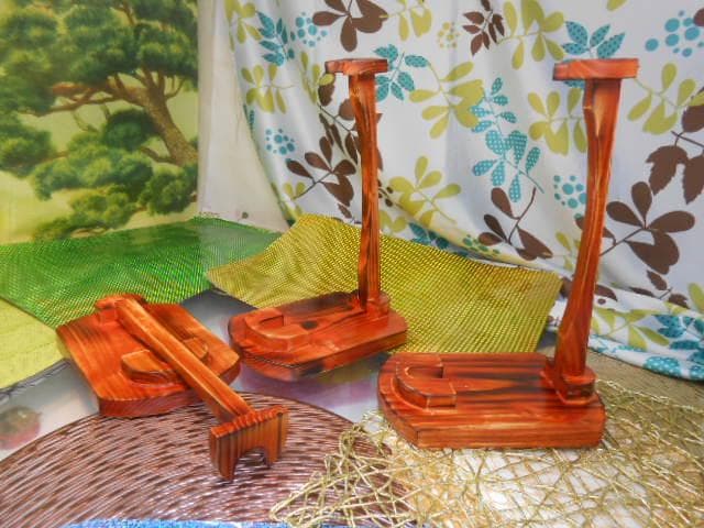 新品未使用(送料無料)8.980円　木製三線台3個セット 折り畳み