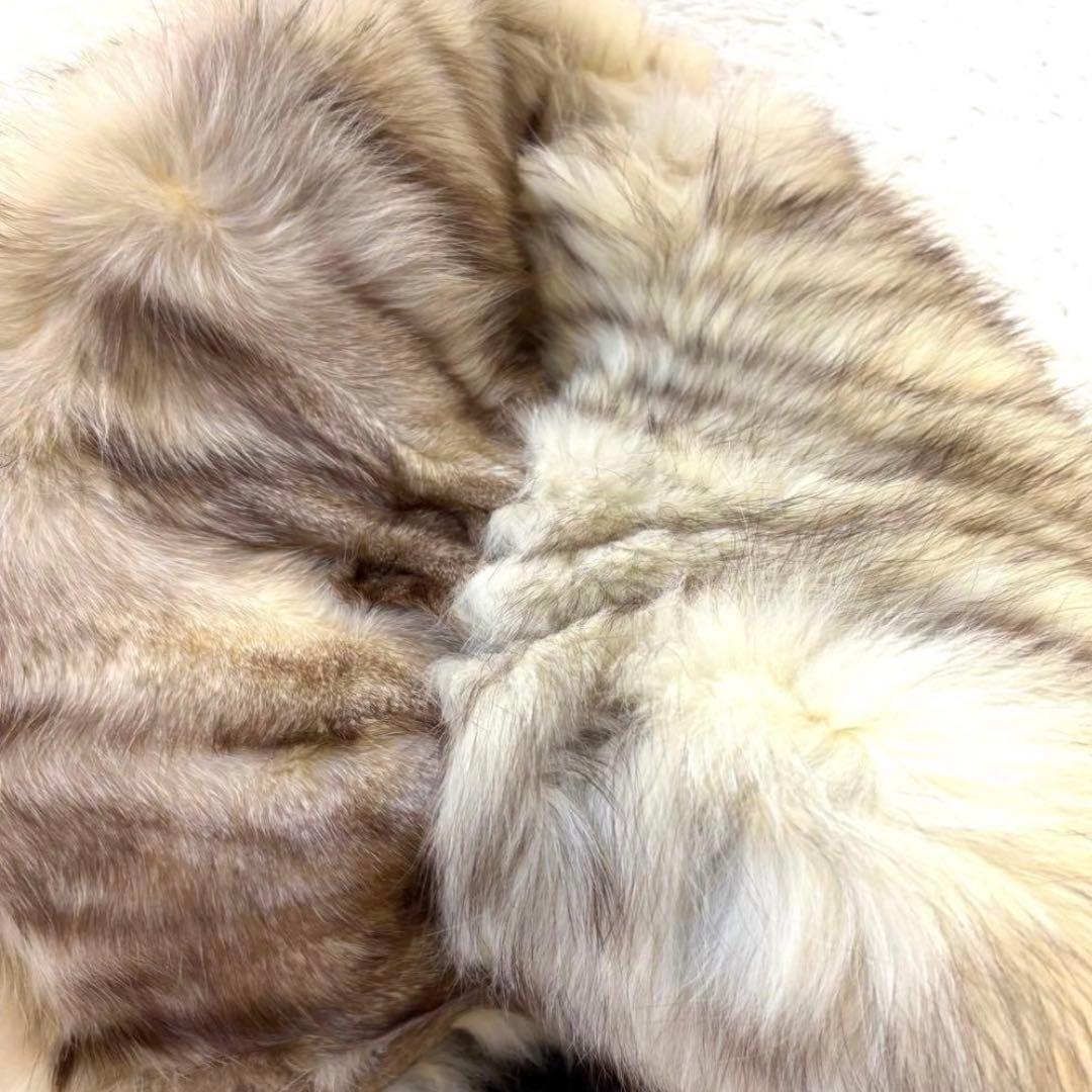 EMBA エンバ　フォックスファー　毛皮　コート　ボリューミー　ホワイト系