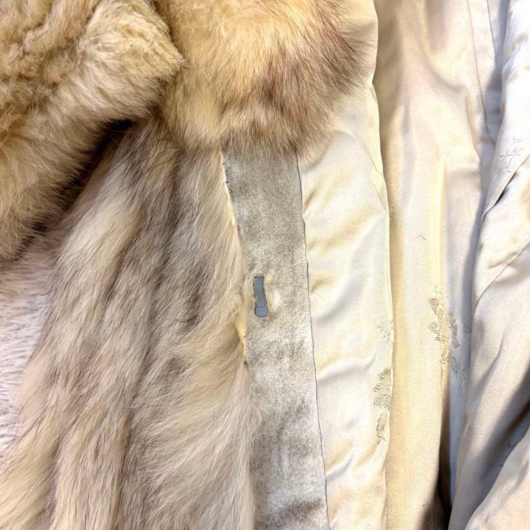 EMBA エンバ　フォックスファー　毛皮　コート　ボリューミー　ホワイト系