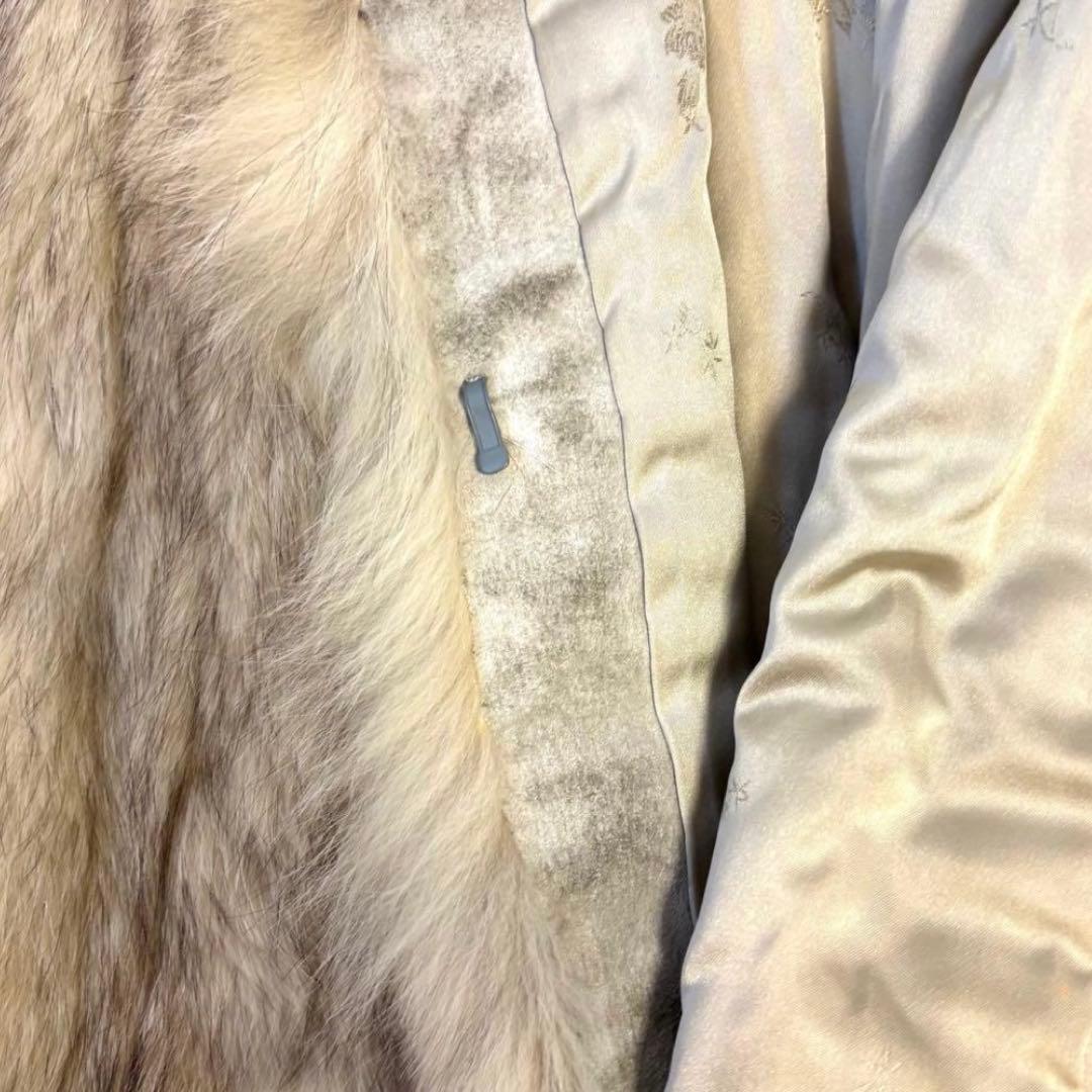 EMBA エンバ　フォックスファー　毛皮　コート　ボリューミー　ホワイト系