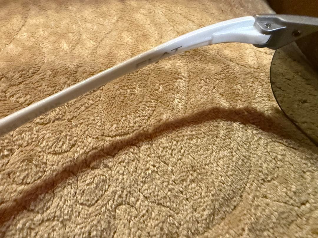 OZNIS 偏光レンズ サングラス　TALEX