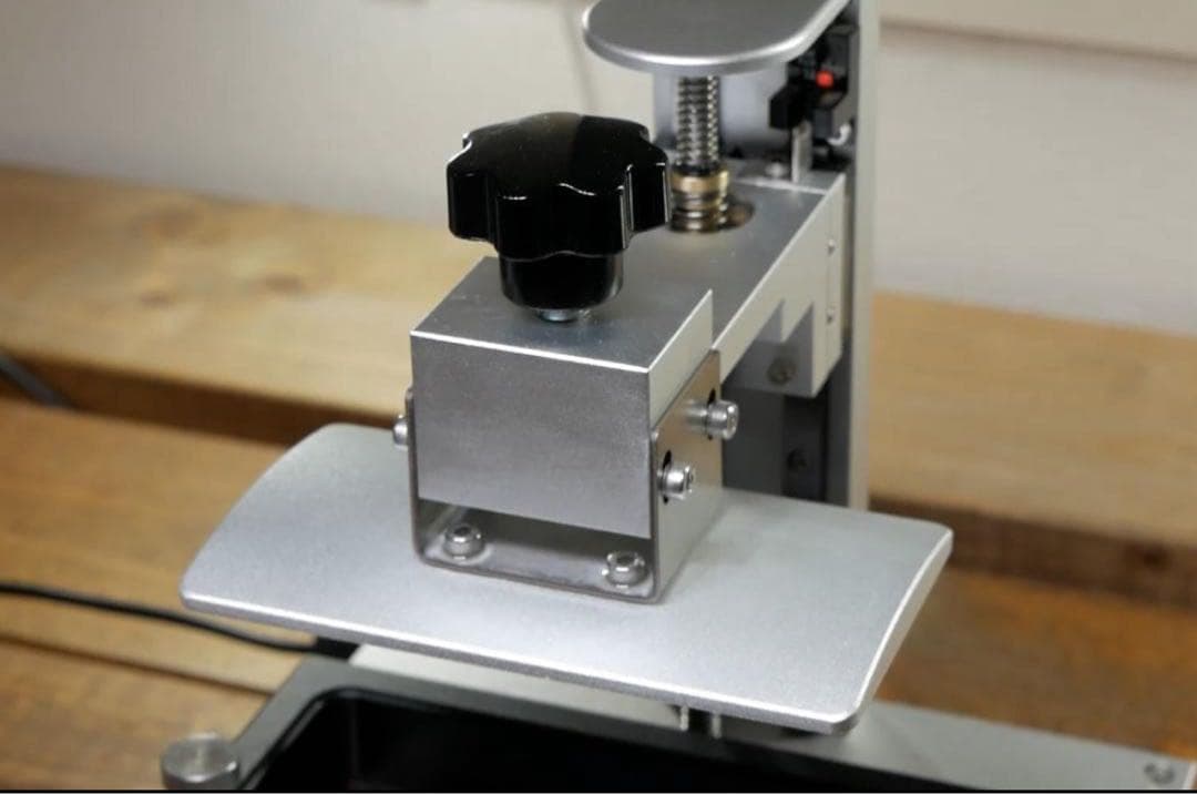 値下げ　特価　新品未使用　小型光造形3Dプリンター SQ1X