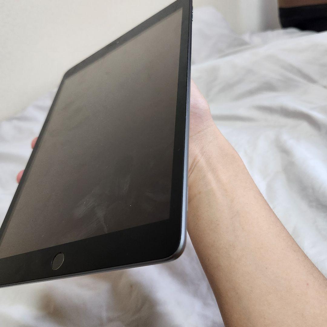 Apple iPad 第7世代 バッテリー容量100% SIM フリー